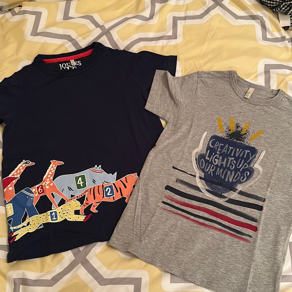 BUNDLED Joule’s T and Benetton boys shirts, size 6